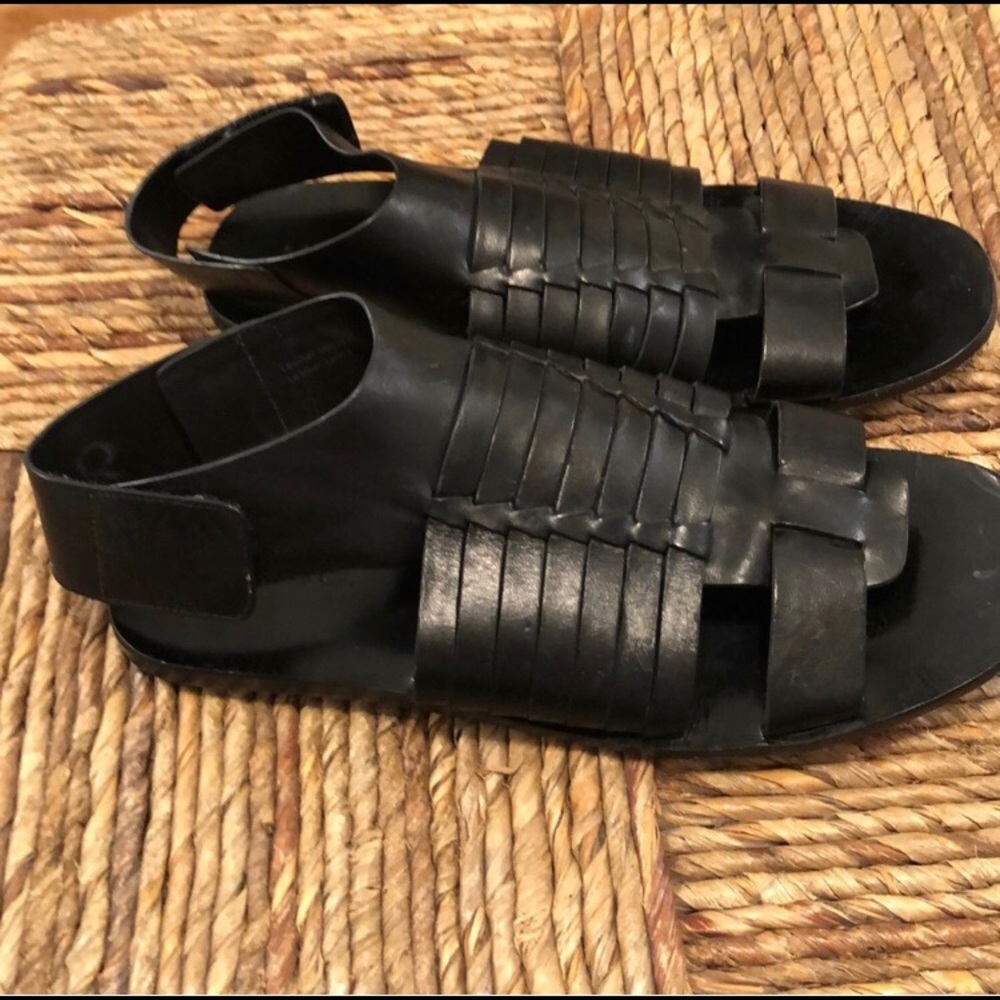Vince Calista Gladiator Sandal in Black